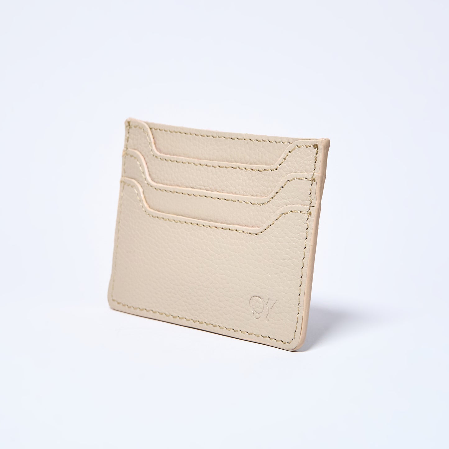 Cream Celeste slim leather wallet, cardholder handcrafted by Oda Nova with 6 card slots, sleek and minimalist design