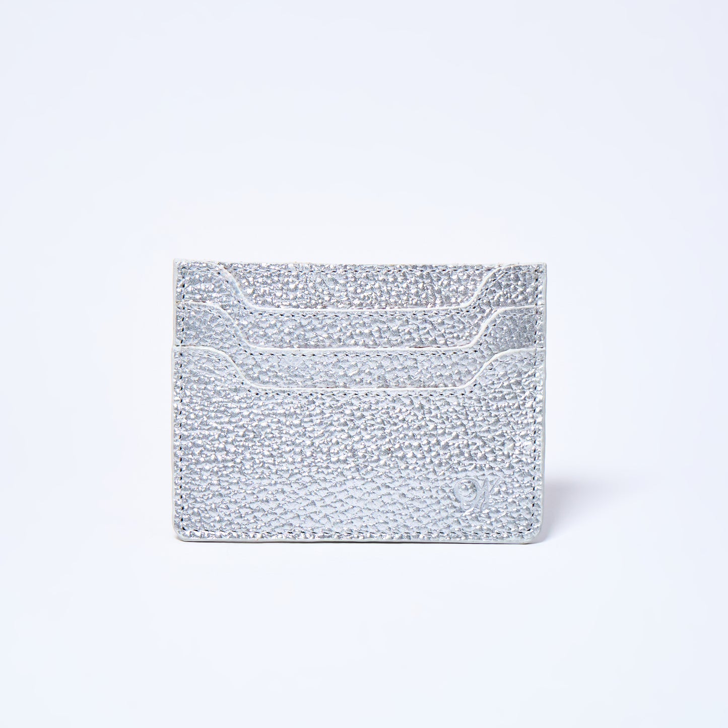 Stardust silver Celeste slim leather wallet, cardholder handcrafted by Oda Nova with 6 card slots, sleek and minimalist design